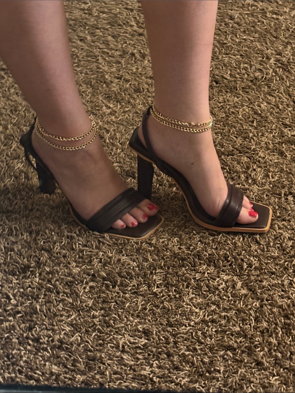 Women’s 10 Fashion Nova Black Strappy High Heel Sandals with Gold Ankle Chains